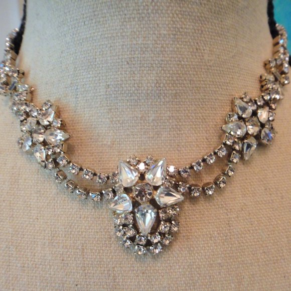 Vintage Jewelry - Rhinestone Vintage